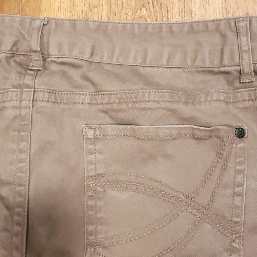 Maurices Women's 20 Reg Brown Pants - Picture 7 of 10